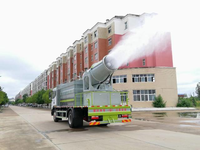 揭秘12方霧炮灑水車 廠家報(bào)價(jià)解析與選購指南